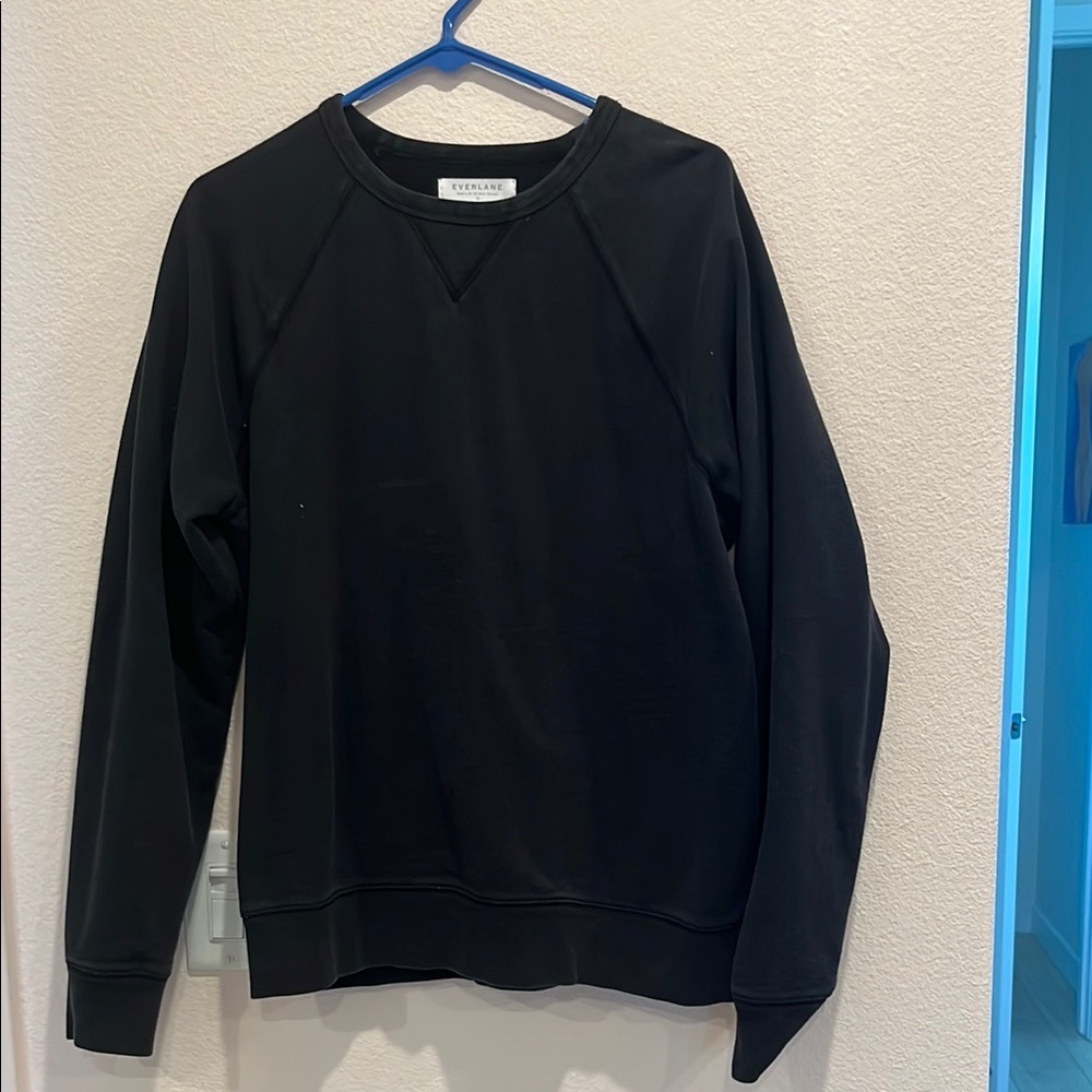 Everlane Men's Classic Black Crewneck Sweater